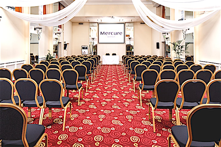 Mercure Leeds Parkway Hotel - Ballroom